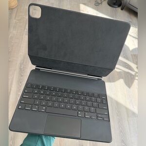 12.9” iPad Keyboard